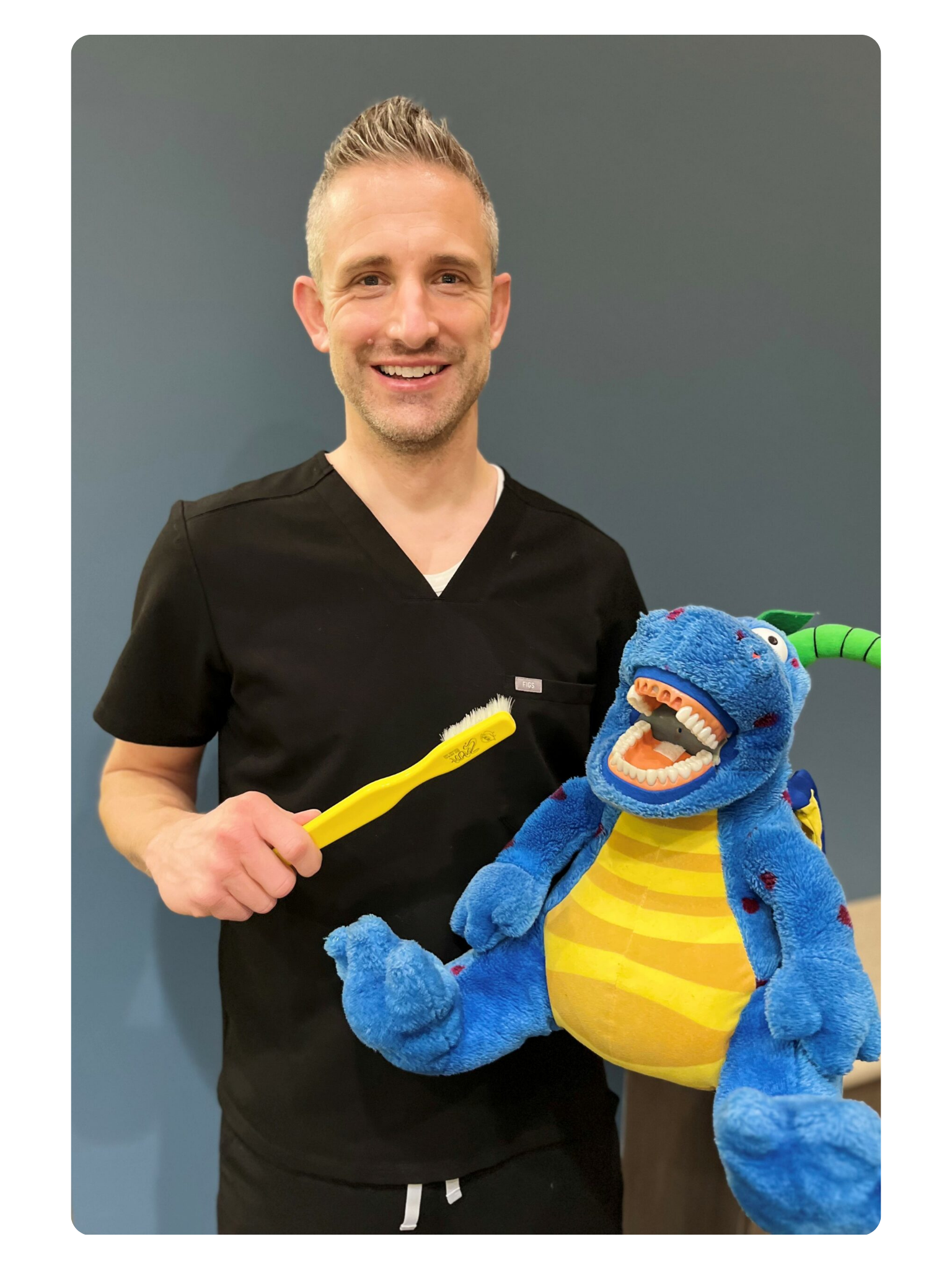 Dr. Dustin Davis, Board-Certified Pediatric Dentist at Sunnyside Dentistry for Children